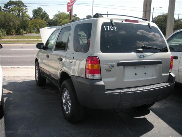 Ford Escape 2005 photo 1