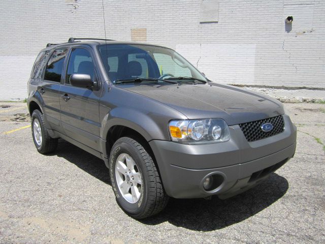 Ford Escape 2005 photo 3