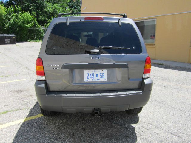 Ford Escape 2005 photo 4