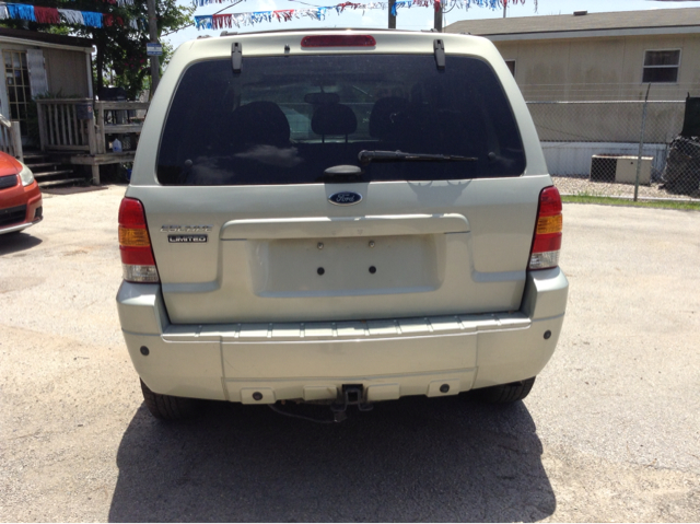 Ford Escape 2005 photo 4