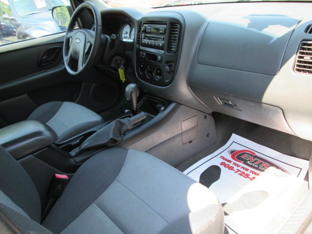 Ford Escape 2005 photo 4