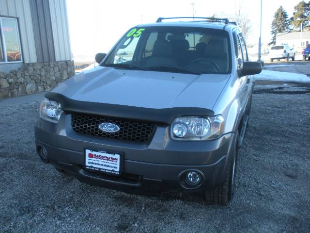 Ford Escape 2005 photo 1