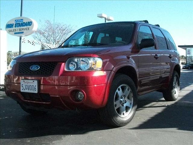 Ford Escape 2005 photo 3