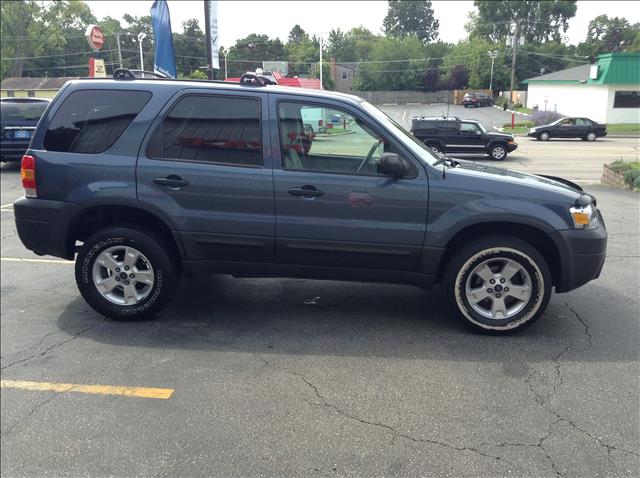 Ford Escape 2005 photo 4