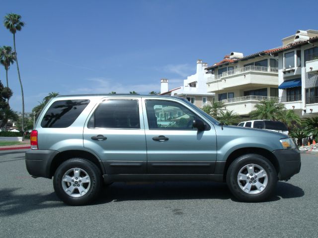 Ford Escape 2005 photo 4