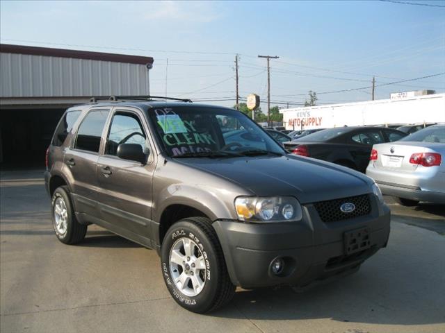 Ford Escape 2005 photo 4