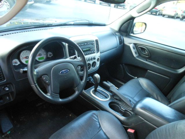 Ford Escape 2005 photo 6