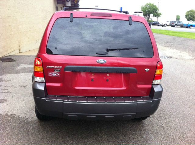 Ford Escape 2005 photo 4