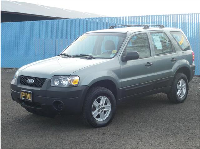 Ford Escape Megacab SLT, Hemi, Nerf Bars Unspecified