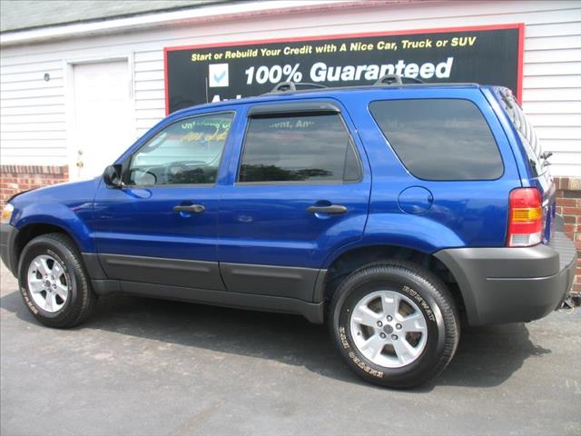 Ford Escape 2005 photo 3