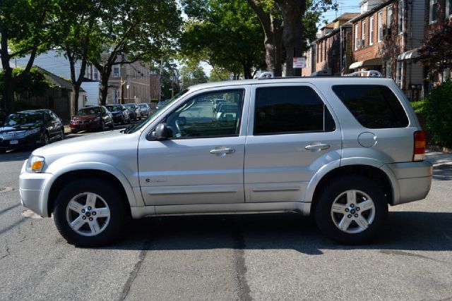 Ford Escape 2005 photo 3