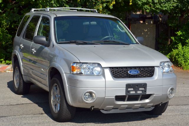 Ford Escape 2005 photo 4