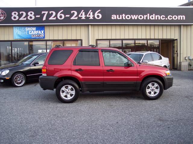 Ford Escape 2005 photo 0