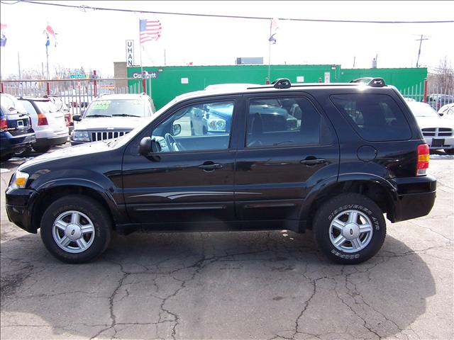 Ford Escape 2005 photo 1