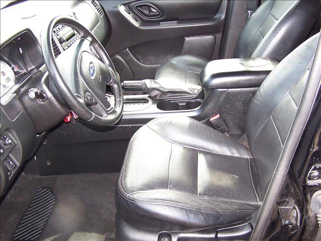 Ford Escape 2005 photo 4