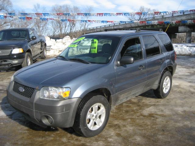 Ford Escape 2005 photo 3