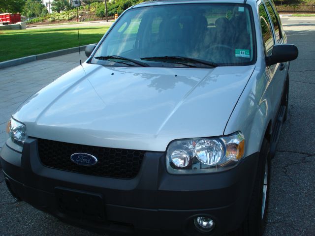 Ford Escape 2005 photo 4