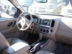 Ford Escape 2005 photo 1