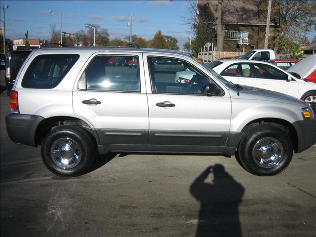 Ford Escape 2005 photo 1