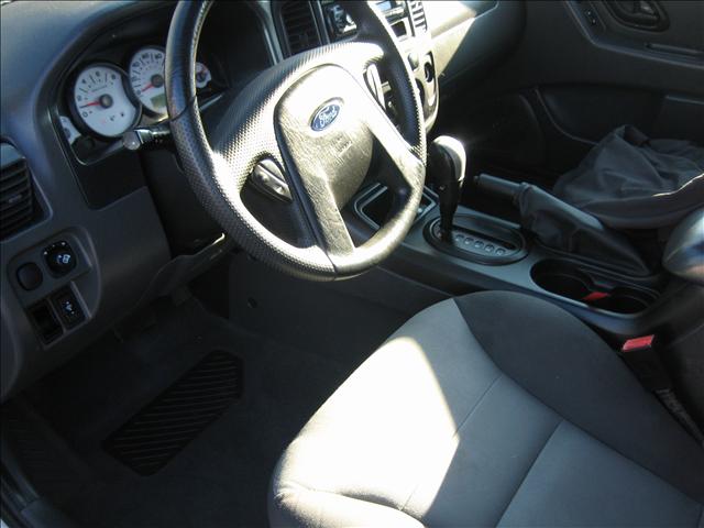 Ford Escape 2005 photo 4