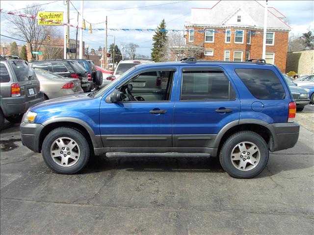 Ford Escape ESi Sport Utility