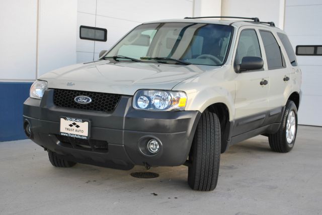 Ford Escape 2005 photo 4