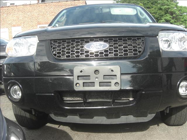 Ford Escape 2005 photo 2