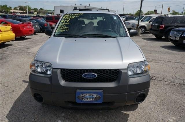 Ford Escape 2005 photo 14