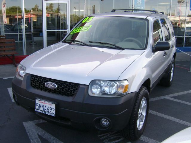 Ford Escape 2005 photo 13