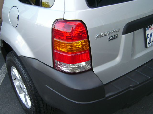 Ford Escape 2005 photo 4