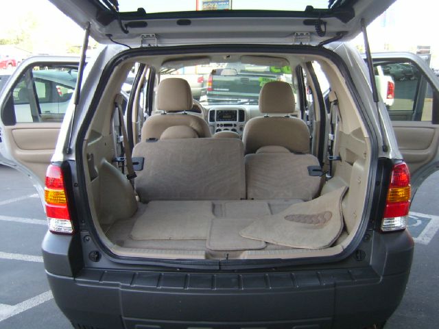 Ford Escape 2005 photo 8