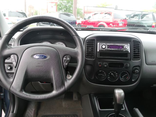 Ford Escape Reg Cab 159.5 WB C5B SUV