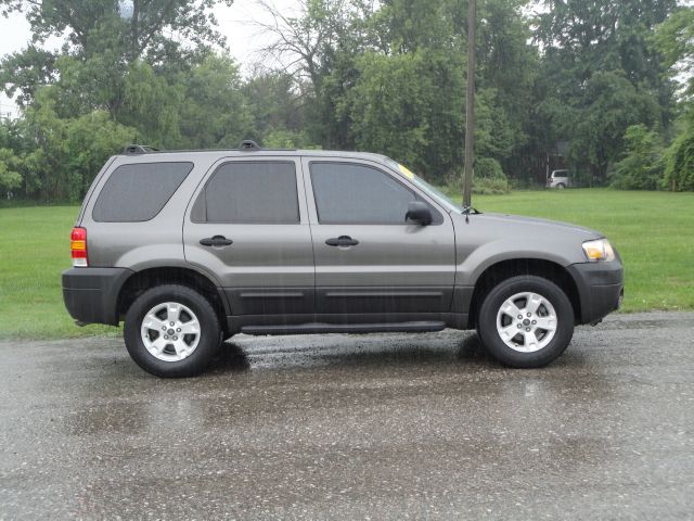 Ford Escape 2005 photo 4