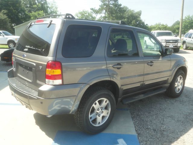 Ford Escape 2005 photo 1