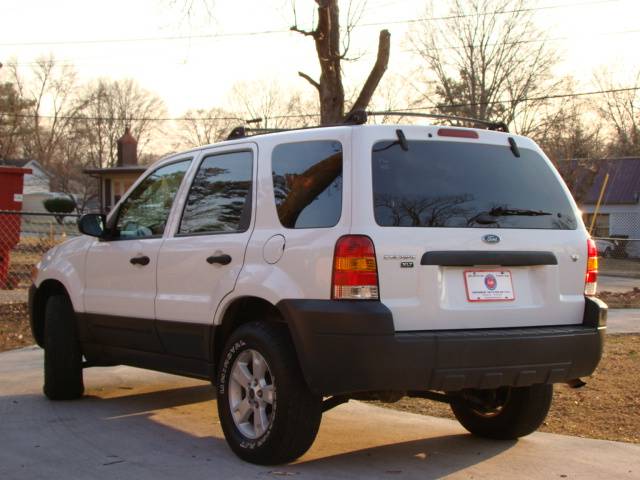 Ford Escape 2005 photo 4