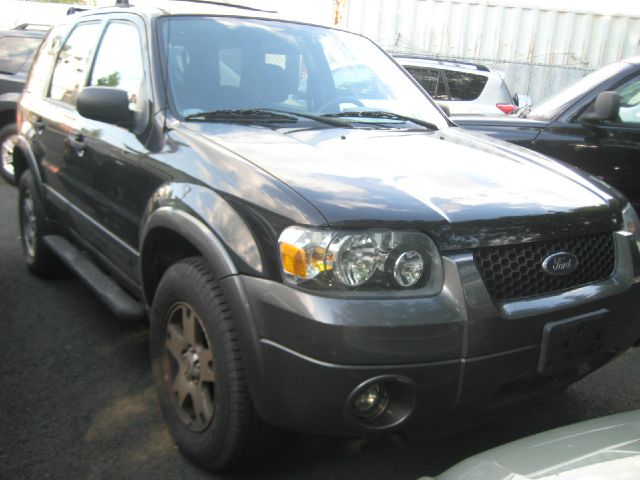 Ford Escape HD Dually 4x4 SUV