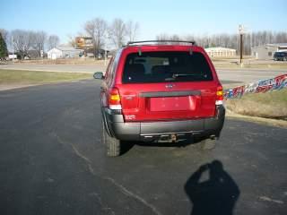 Ford Escape 2005 photo 1