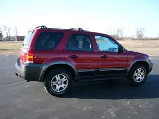 Ford Escape 2005 photo 2