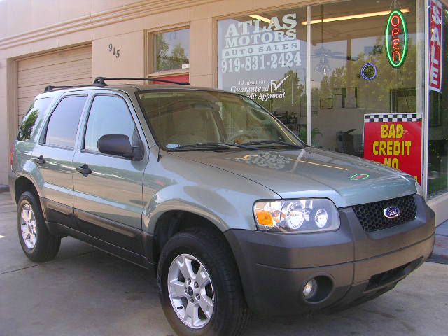 Ford Escape 2005 photo 4