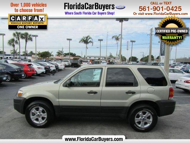 Ford Escape 2005 photo 1