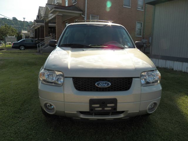 Ford Escape 2005 photo 15