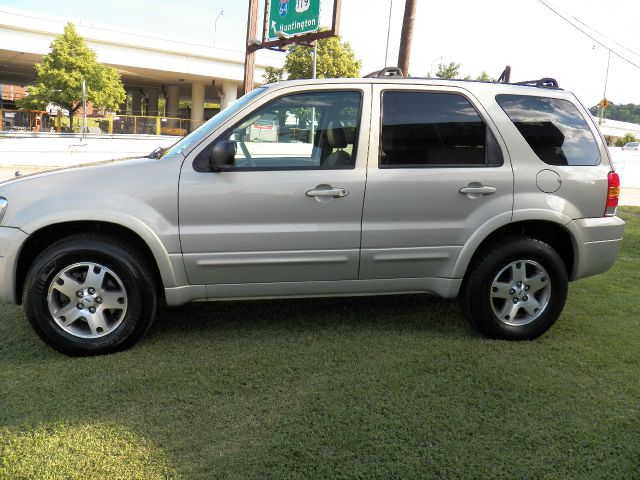 Ford Escape 2005 photo 20