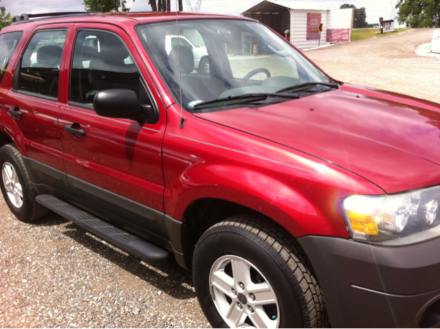 Ford Escape 2005 photo 12