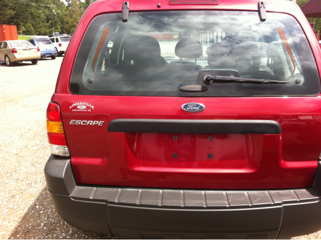 Ford Escape 2005 photo 2