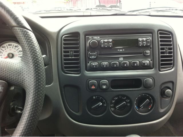 Ford Escape 2005 photo 4