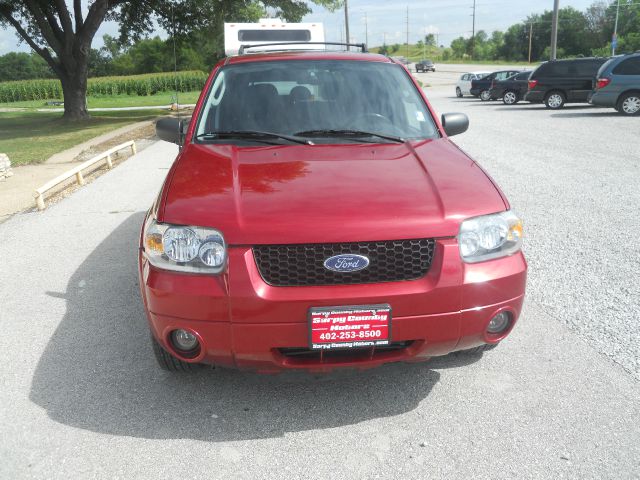 Ford Escape 2006 photo 2