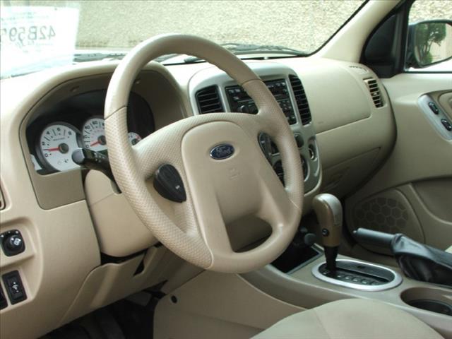 Ford Escape 2006 photo 14