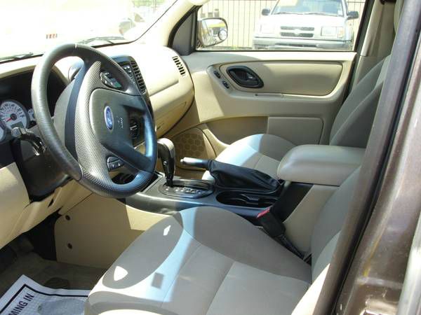 Ford Escape 2006 photo 3