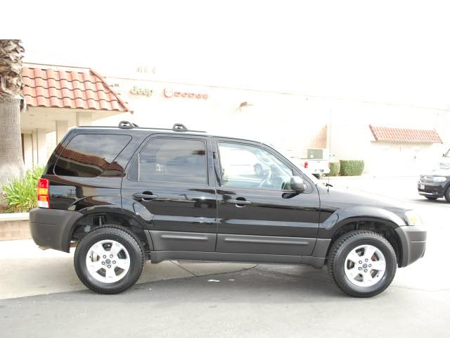 Ford Escape 2006 photo 1