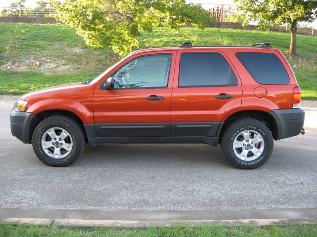 Ford Escape 2006 photo 1